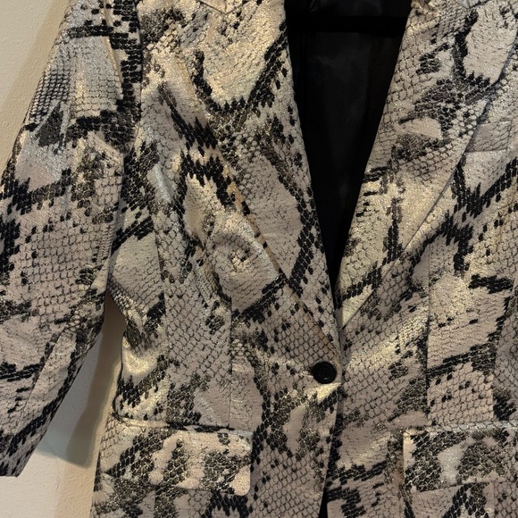 Bebe Shiny Snakeskin Blazer - Picture 3 of 4